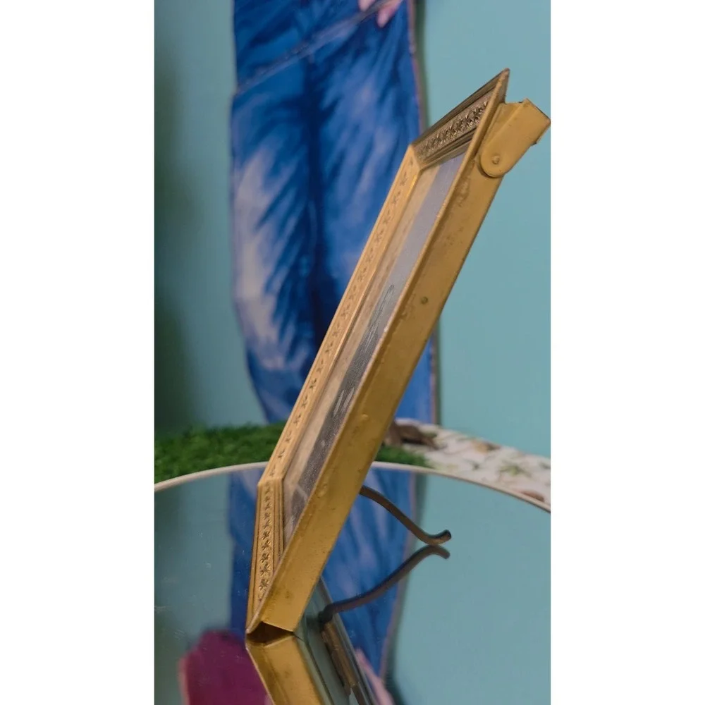 Antique Ivy Leaves Easel Gilt  Metal Photo Frame with Patent Number